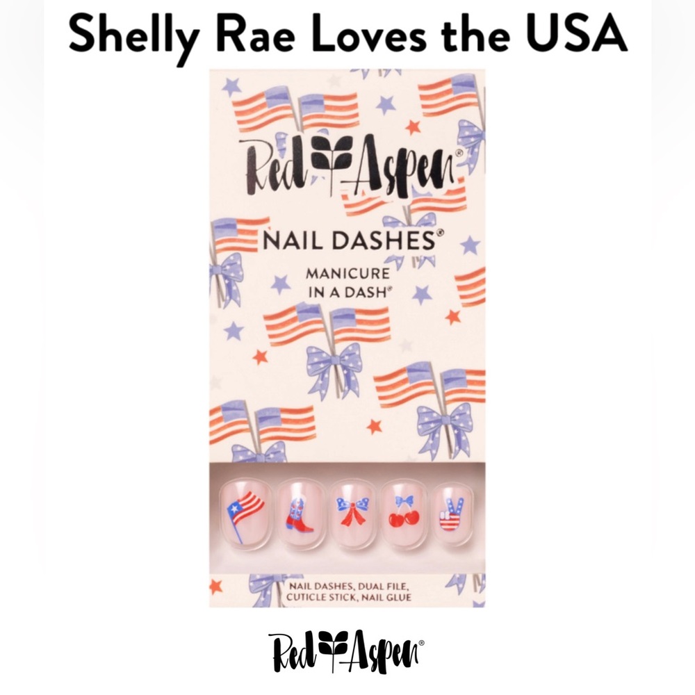 Red Aspen USA Nail Dashes
Shelly Rae Loves The USA short square shiny b612
